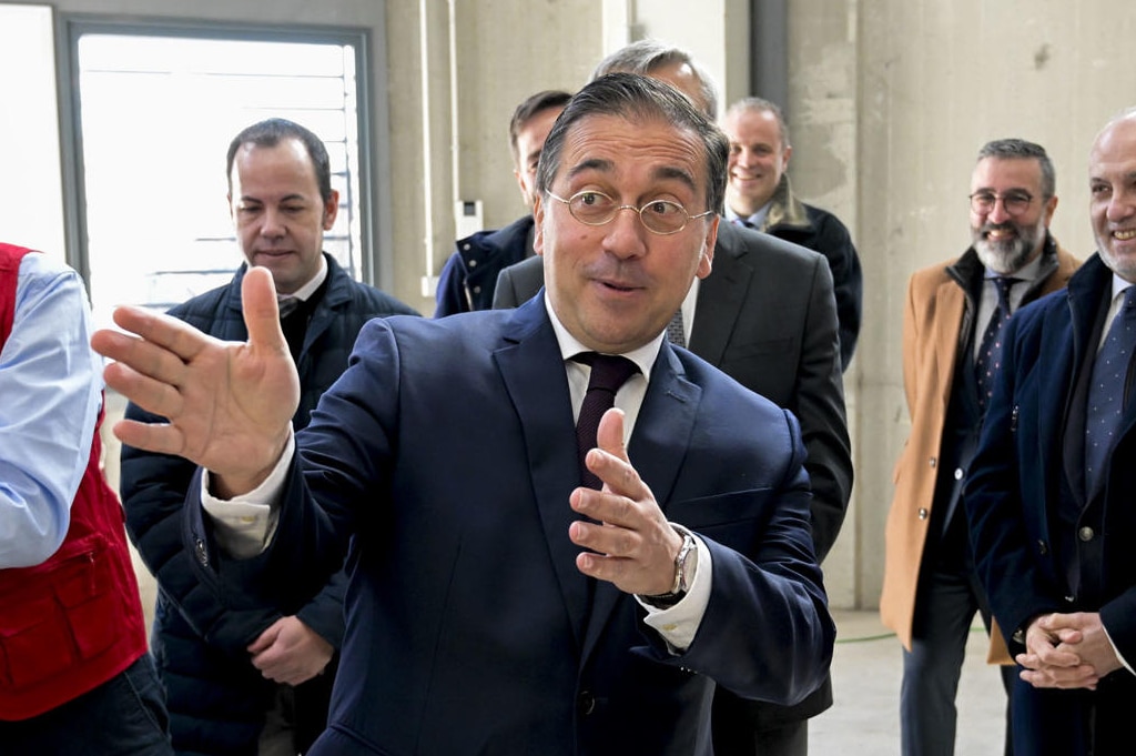 Le président algérien refuse de rencontrer Albares et le ministre annule le voyage