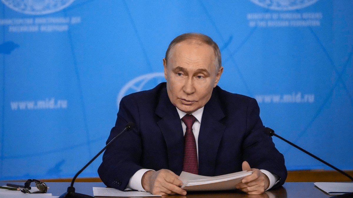 Poutine exige une fois de plus la rétrocession des territoires illégalement annexés afin qu'il y ait la « paix » en Ukraine