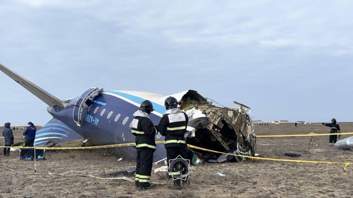 L'Ukraine accuse la Russie d'avoir lancé un missile qui a abattu un avion au Kazakhstan