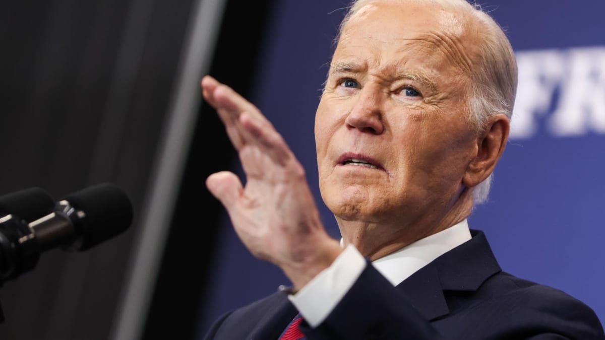 Joe Biden estime que le plan de Trump sera un « désastre économique »