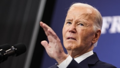 Joe Biden estime que le plan de Trump sera un « désastre économique » et les tarifs douaniers une « énorme erreur »