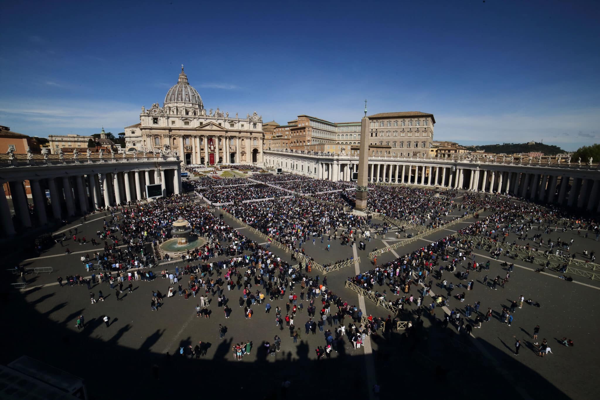 Quelles sont les exigences pour être élu pape