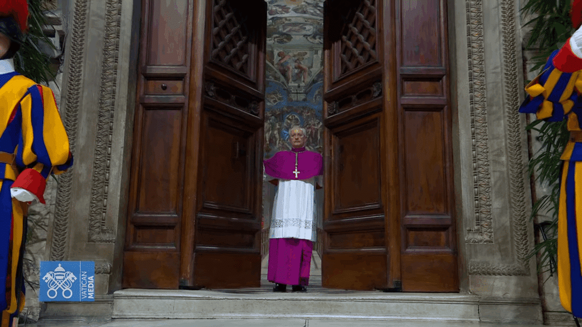 Que se passe-t-il lorsque les portes de la chapelle Sixtine sont fermées