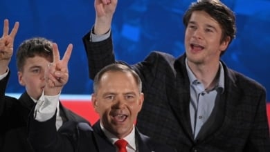 Le candidat populiste Karol Nawrocki remporte les anciens présidentiels en Pologne