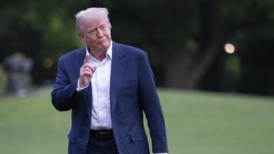 Trump offre mille dollars aux migrants sans papiers qui se voient offrir des volontaires à l'auto-transport