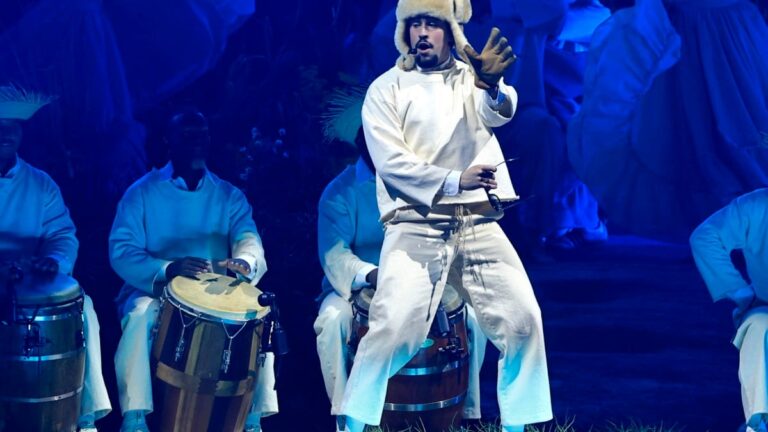 Guillermo del Toro et Bad Bunny au Festival de Venise