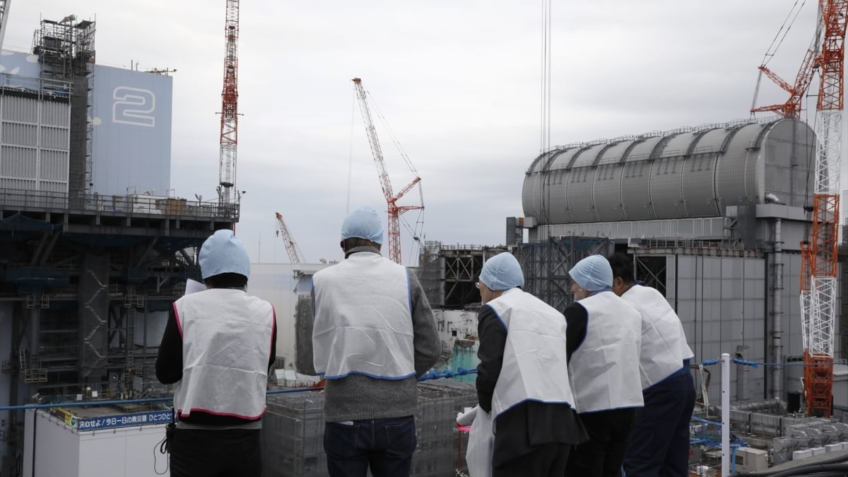 Ils évacuent la centrale nucléaire de Fukushima après alerte de tsunami