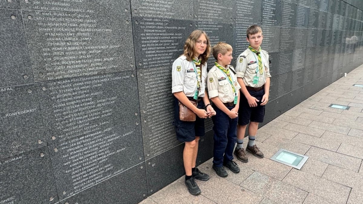 L'esprit de la soulève de Varsovie est toujours vivant dans les «scouts»