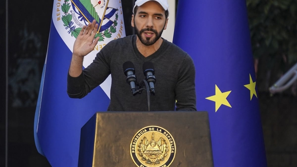 Bukele modifie la constitution à être élue au Salvador d'El