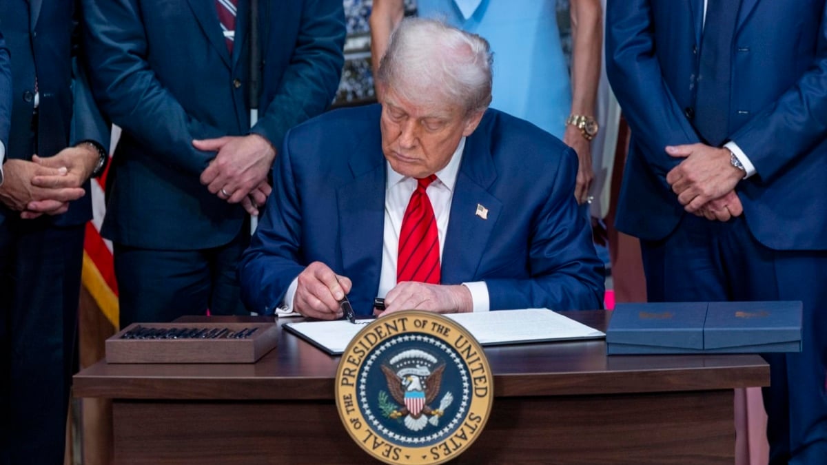 Trump prend un tour avec Poutine en punissant l'Inde pour avoir acheté son brut