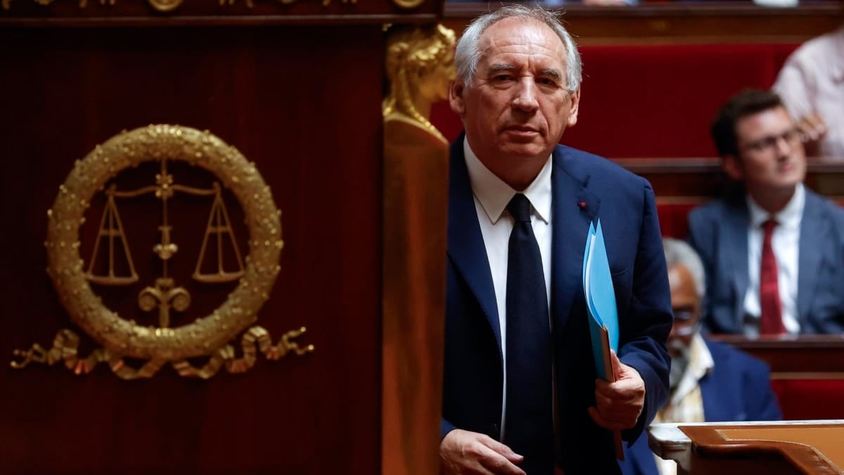 Bayrou perd la confiance de l'Assemblée nationale et oblige Macron à chercher un cinquième chef de gouvernement