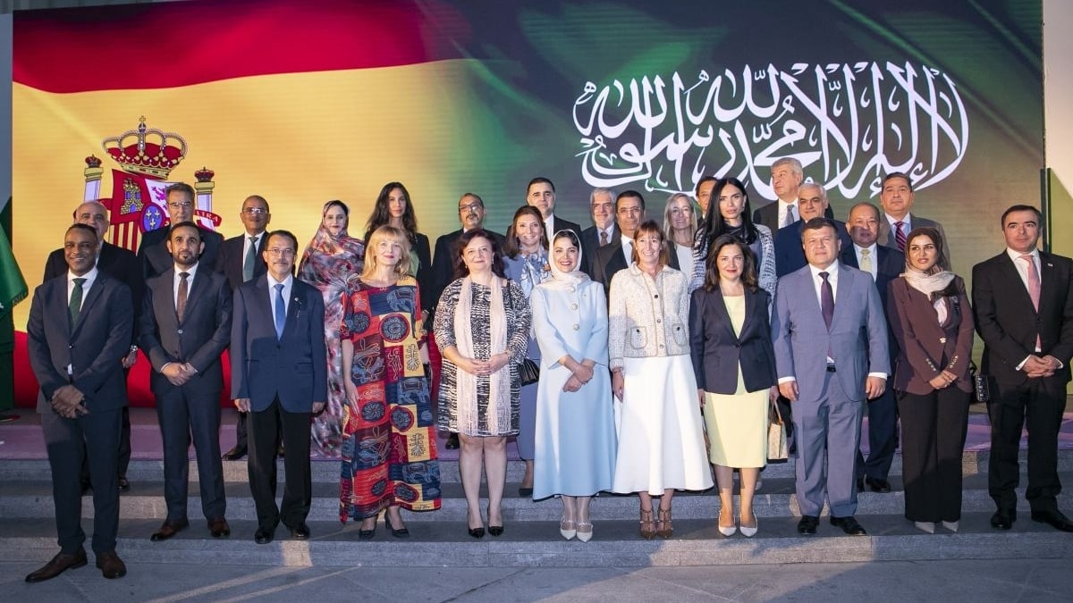 L'ambassadeur de l'Arabie saoudite en Espagne met en évidence des liens étroits avec le pays