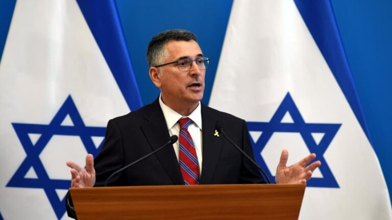 Le ministre israélien des Affaires étrangères augmente le ton et accuse Sánchez de « anti-série et menteur »