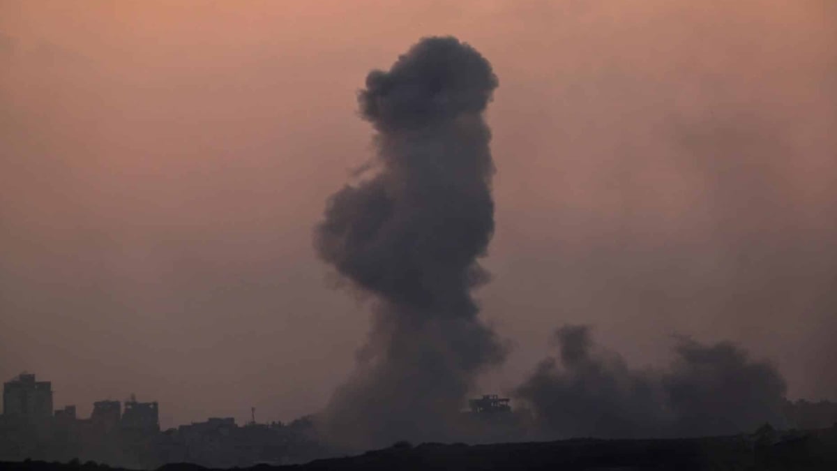 Les attentats israéliens intenses et les familles des otages en suspense