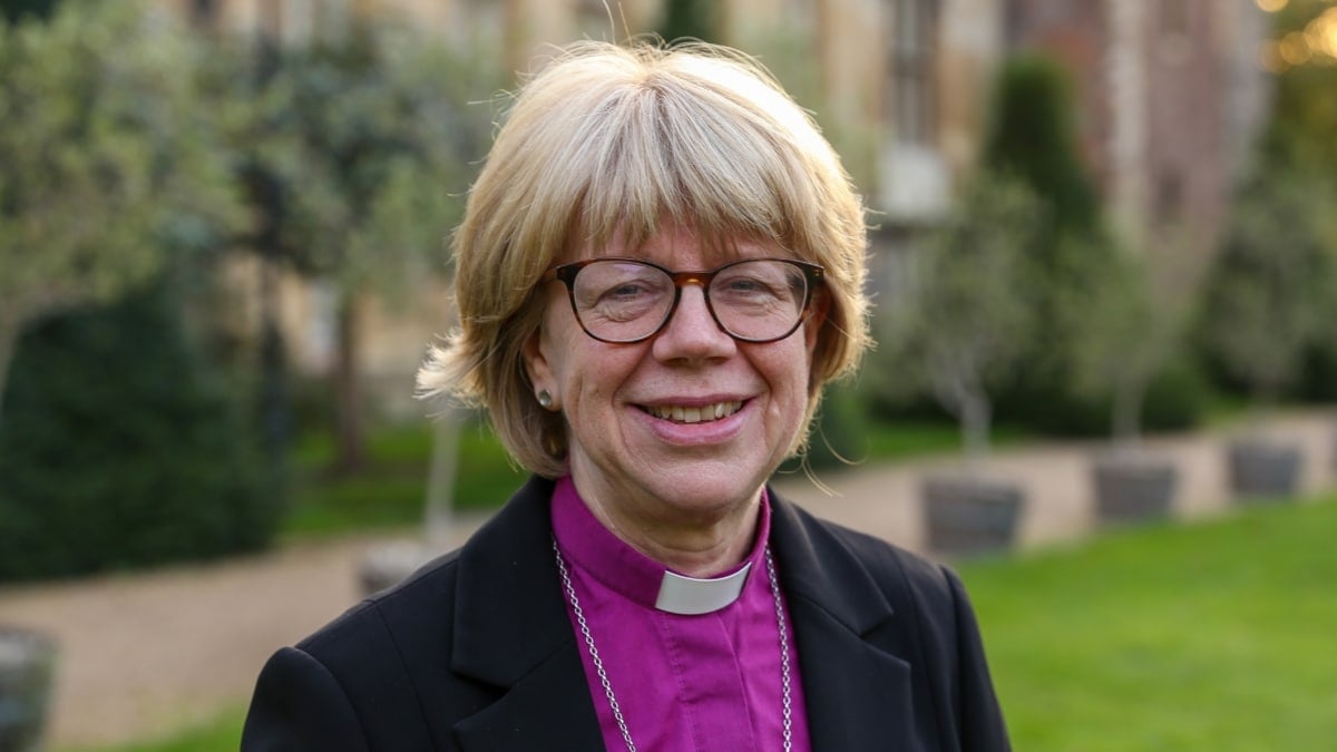 Sarah Mullall, la première infirmière a choisi «Papisa» de l'histoire