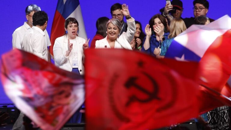 Jara l'emporte sur Kast aux élections chiliennes