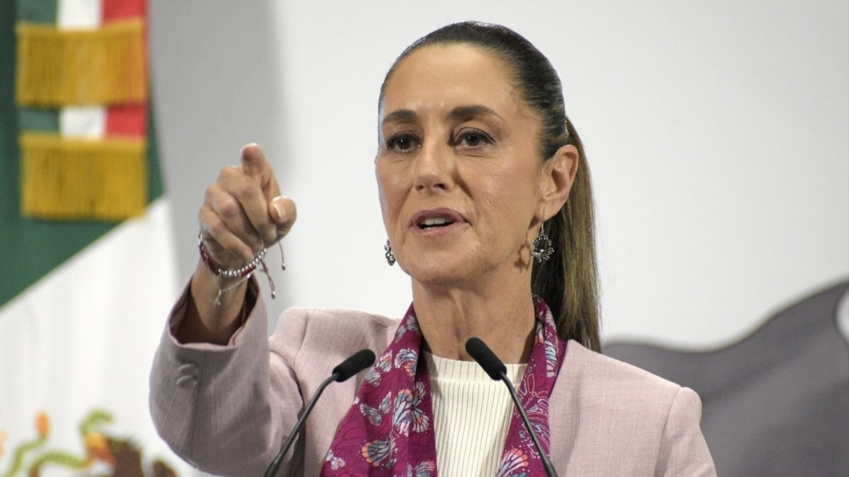 Sheinbaum s'en prend désormais à la France et exigera des codex mexicains de Macron