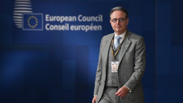 Bart de Weber, le dirigeant flamand qui bloque l'aide à l'Ukraine