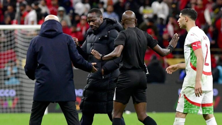 Le Maroc condamné à une amende pour la finale « embarrassante » de la Coupe d'Afrique des nations en pleine bagarre avec la Fédération espagnole
