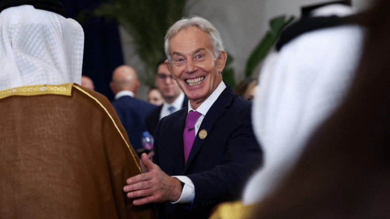 Trump engage Tony Blair pour son « Conseil de la paix » pour Gaza malgré les réticences arabes et palestiniennes