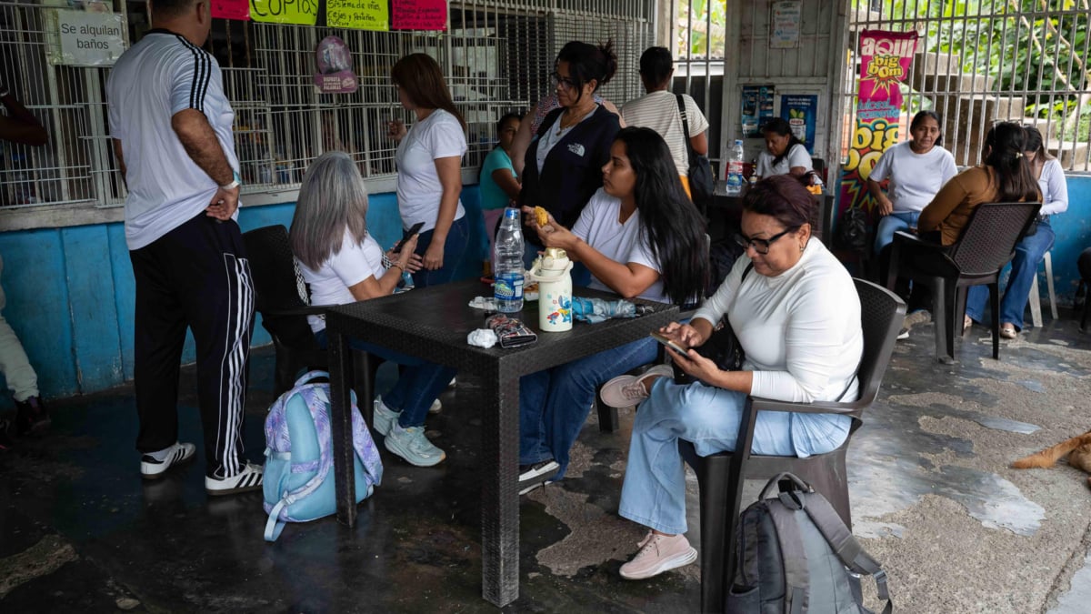 El régimen chavista libera a cuentagotas: tres nuevos excarcelados que elevan la cifra a 17