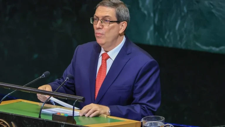 Albares reçoit le ministre cubain des Affaires étrangères à Madrid