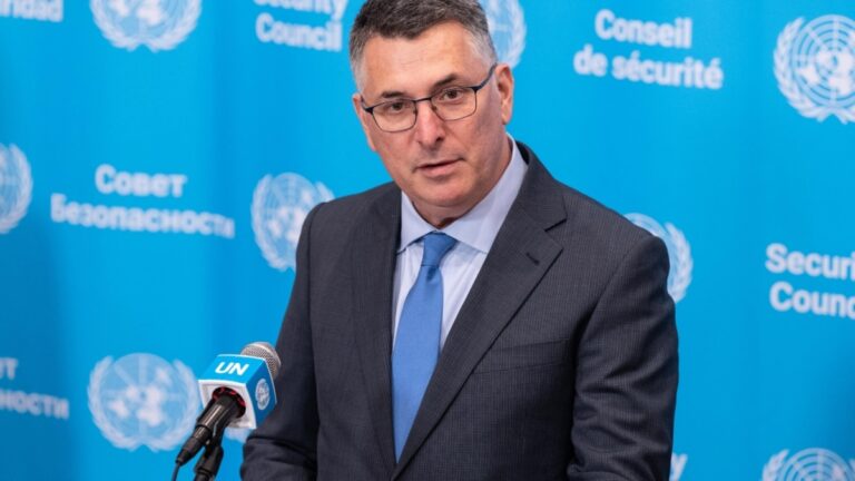 « Il n'a rien dit sur un missile iranien »