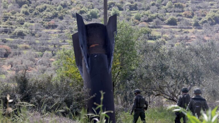 L’Iran rejette le plan américain en 15 points pour mettre fin à la guerre et répond avec ses propres conditions