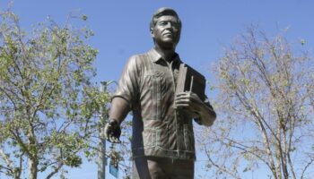 La disgrâce de César Chávez, le héros de la communauté latino accusé de viol qui a inspiré Obama