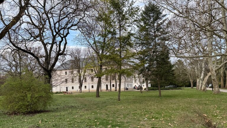 La loi du silence au berceau du grand scandale contre Orbán