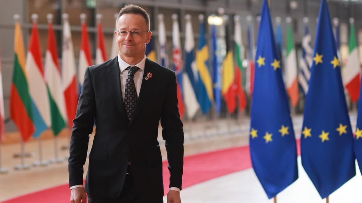 El ministro húngaro de Exteriores y Comercio, Péter Szijjarto, en un consejo de ministros de la UE en Bruselas.