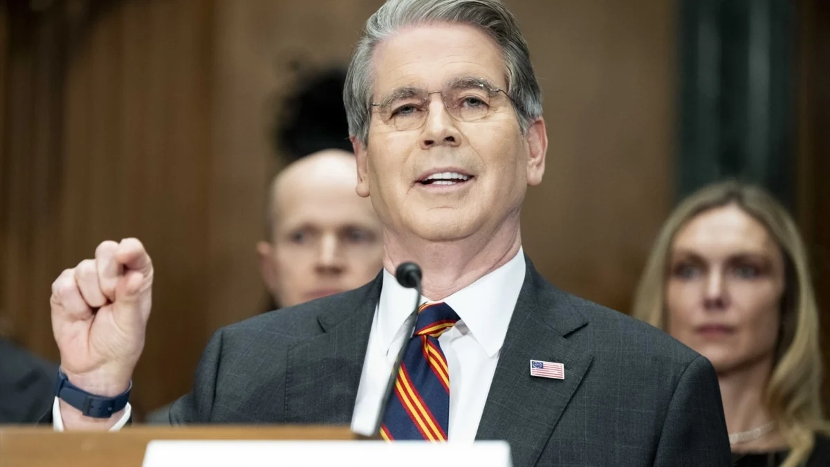 Scott Bessent acusa a España de poner en peligro vidas estadounidenses por negar el uso de las bases militares contra Irán