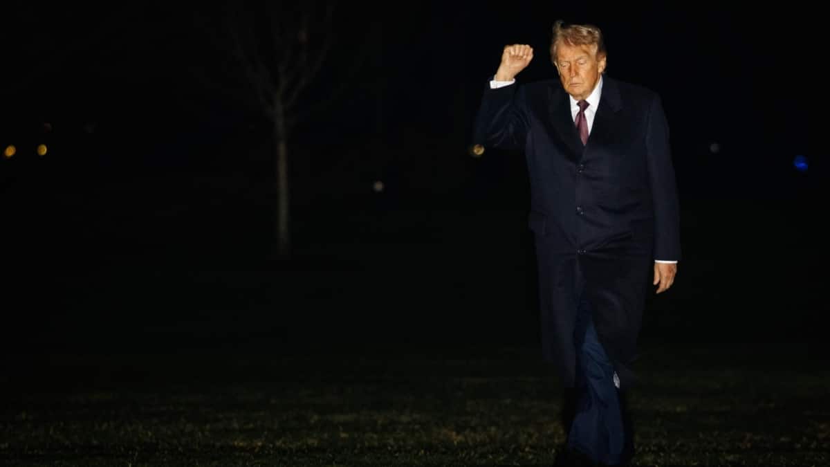 Donald Trump de vuelta a la Casa Blanca tras pasar el fin de semana en Florida.