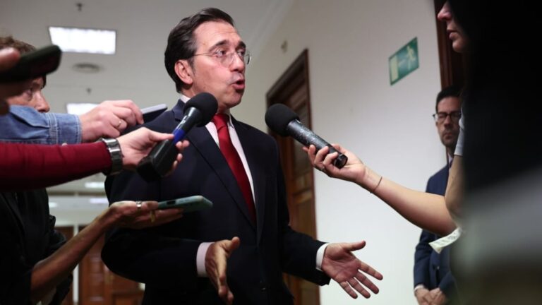 Albares rouvre l'ambassade d'Espagne en Iran