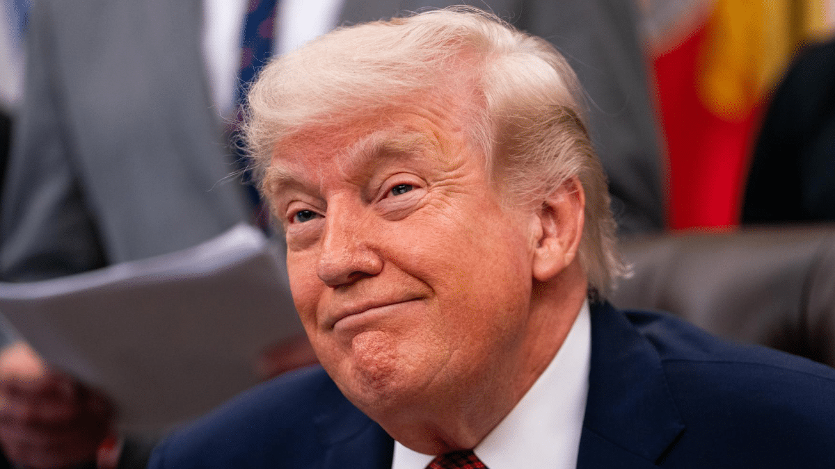 Donald Trump, este domingo en el despacho oval.