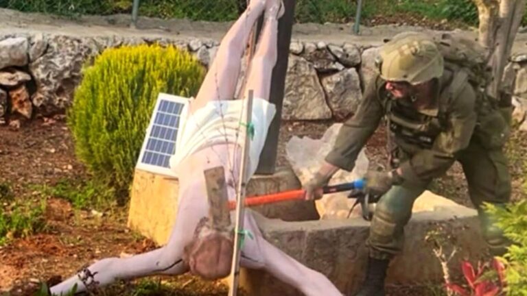 L’Église de Terre Sainte condamne la « formation morale » de l’armée israélienne après la profanation d’un crucifix au Liban