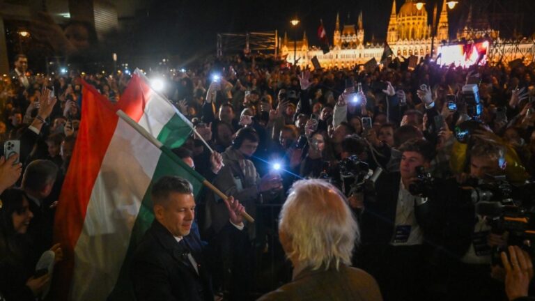 Poutine et Trump perdent leur bannière avec la défaite d’Orbán