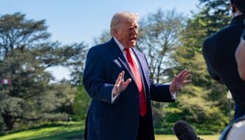 Trump menace d' »éliminer immédiatement » tout navire iranien qui contesterait le blocus américain d'Ormuz