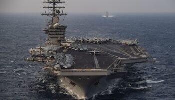 Les États-Unis mobilisent le porte-avions Nimitz en pleine escalade avec Cuba