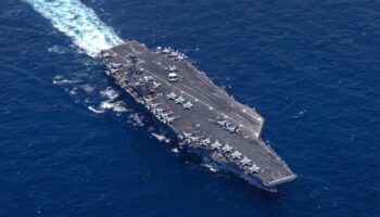Les États-Unis bombardent des installations iraniennes pour la première fois pendant la trêve