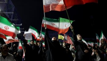L’Iran menace d’attaquer Israël si Netanyahu ordonne le bombardement de Beyrouth