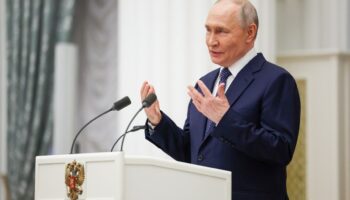 Poutine demande à l'UE de cesser de fournir des armes à l'Ukraine et de favoriser un accord de paix