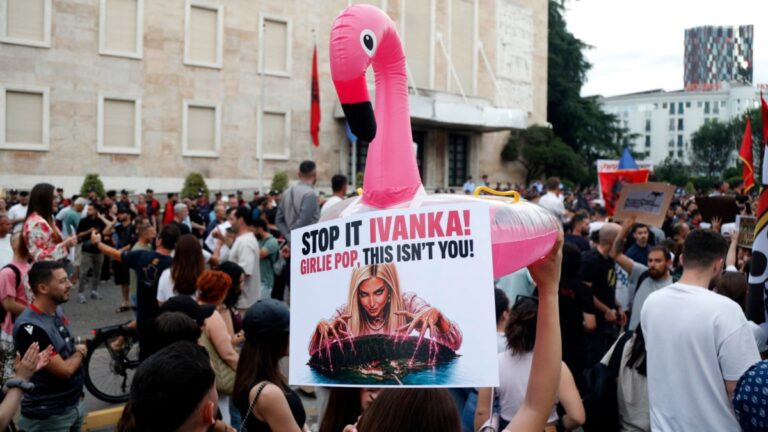La révolution flamenco : l’Albanie contre Ivanka Trump