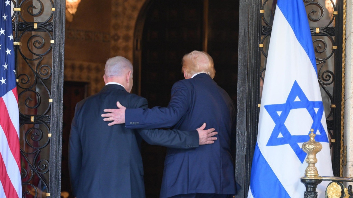 El presidente de EEUU, Donald Trump, y el primer ministro israelí, Benjamín Netanyahu, juntos en Mar-a-Lago en diciembre