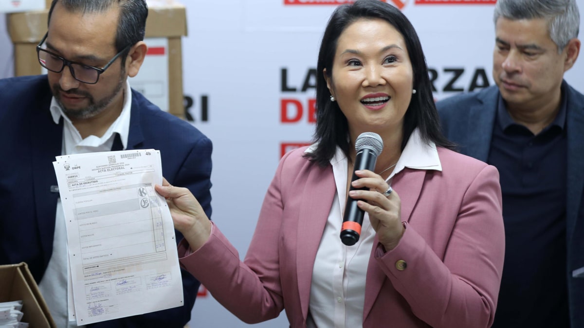 Keiko Fujimori, nueva presidenta electa de Perú con el 50,135 % de los votos