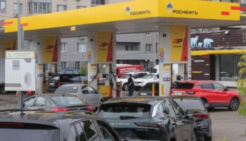 Comment les drones ukrainiens ont vidé les réservoirs de pétrole russes