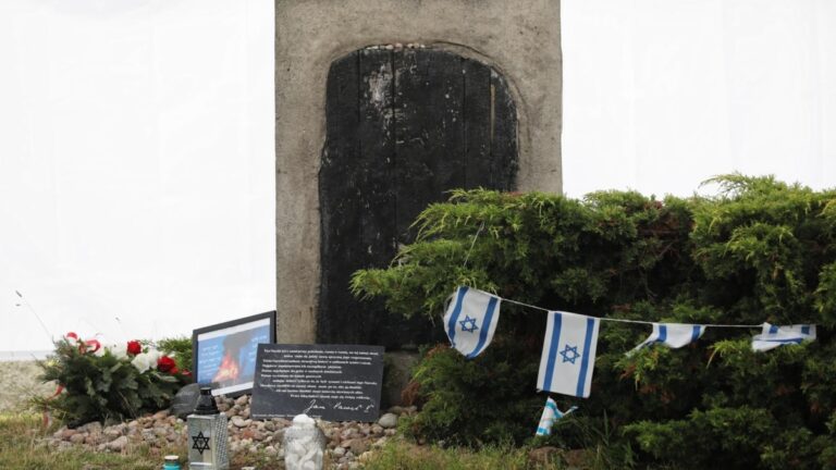 « Le souvenir du massacre de Jedwabne a tourmenté mon père toute sa vie »