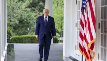 Trump annonce le rétablissement du blocus des navires iraniens dans le détroit d'Ormuz