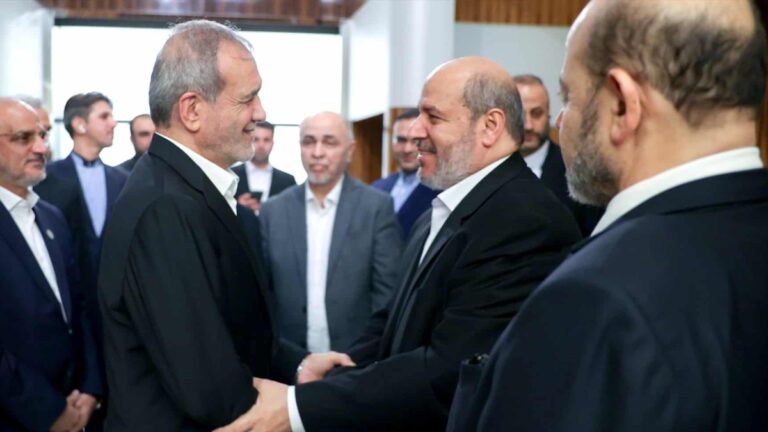 Le nouveau leader du Hamas, le « faucon » des négociations proche de l'Iran