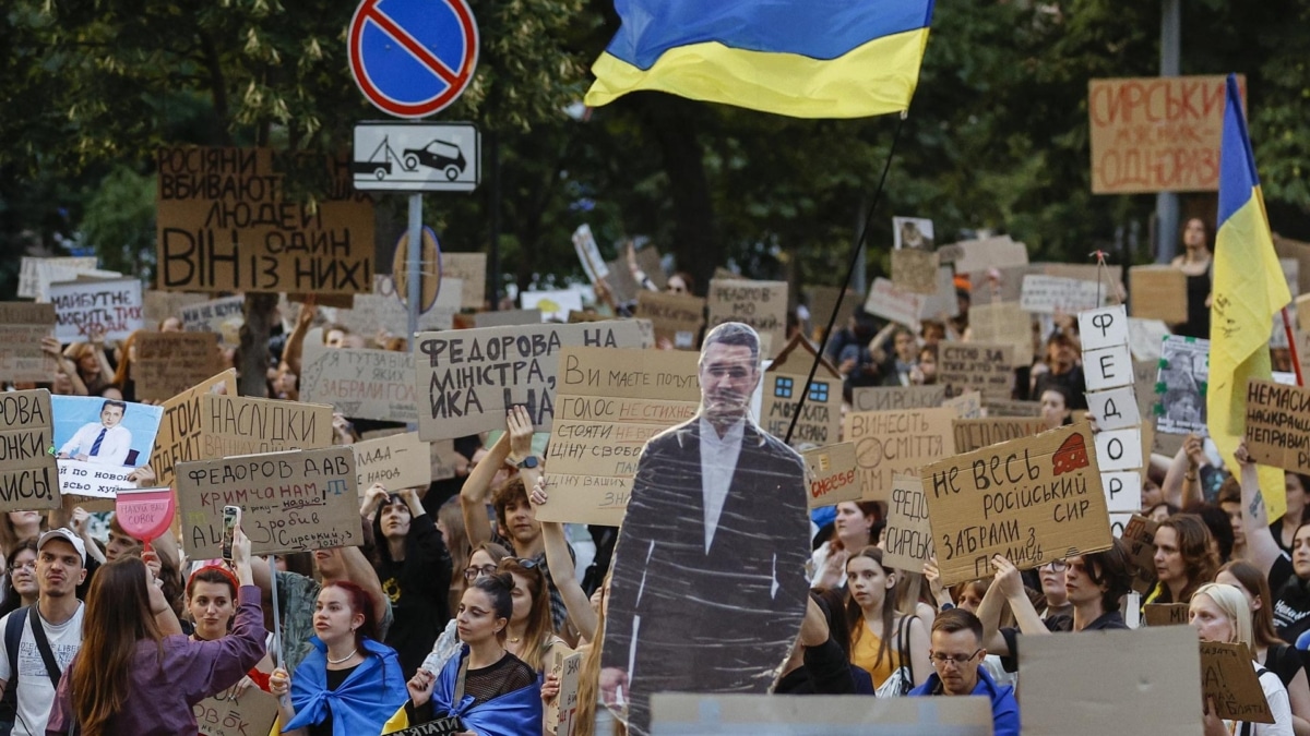 Manifestantes en Kiev en defensa de la continuidad de Fedorov en el Gobierno.